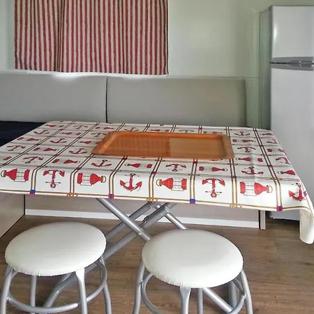 Ferienhaus Mobile In With Veranda Sarzana