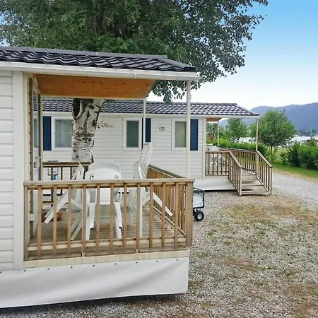 Mobile In With Veranda Ferienhaus *